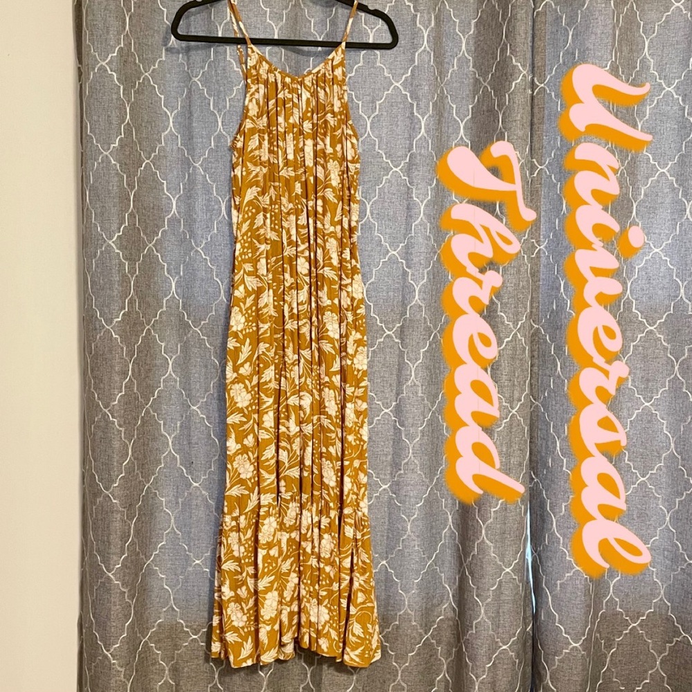 Universal Thread XS Dress 💛